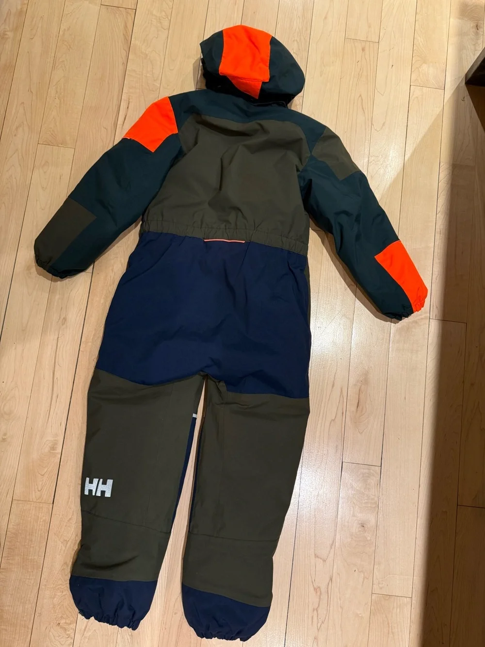 Helly Hansen snow suit